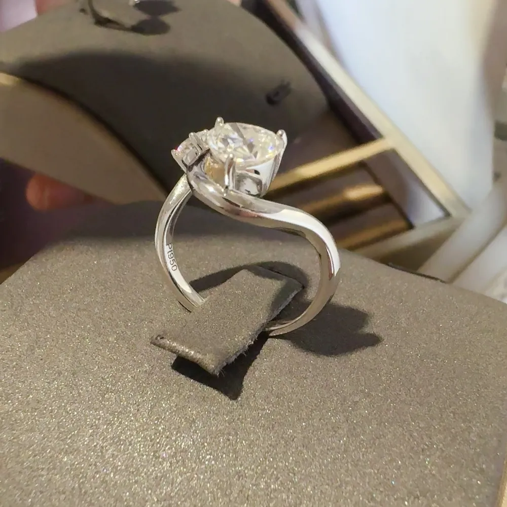 1.3 Carat Moissanite 925 Sterling Silver Irregular Shape Ring, image 4