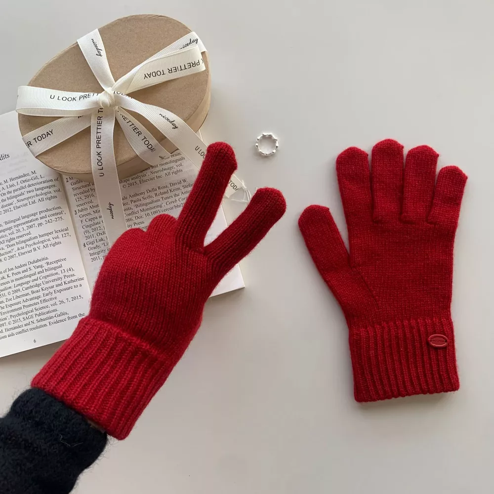 Knitted Solid Color Gloves, image 4