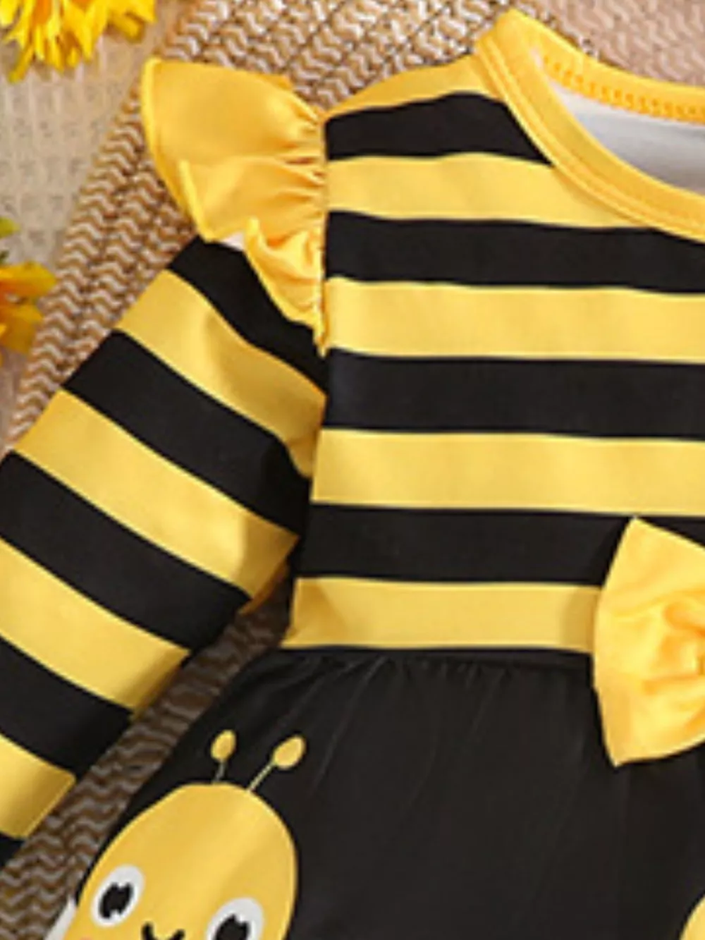 Children's Ladybug Print Ruffle Trim Top and Pants Set, image 8