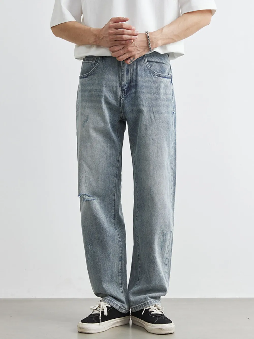 Men's Washed Wide Leg Distressed Jeans