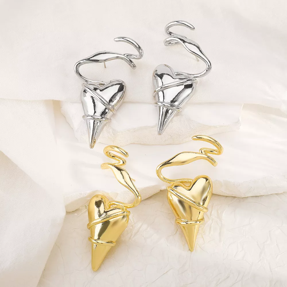 Heart-Shaped Twisted Wire Earrings, image 6