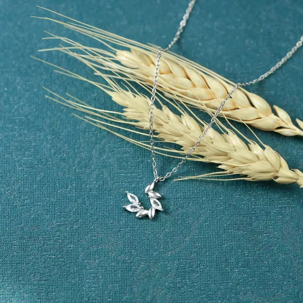 925 Sterling Silver Zircon Leaf Pendant Necklace, image 3