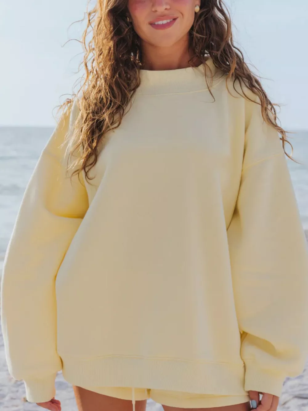 Relaxed Fit Round Neck Sweatshirt and Shorts Set, image 9
