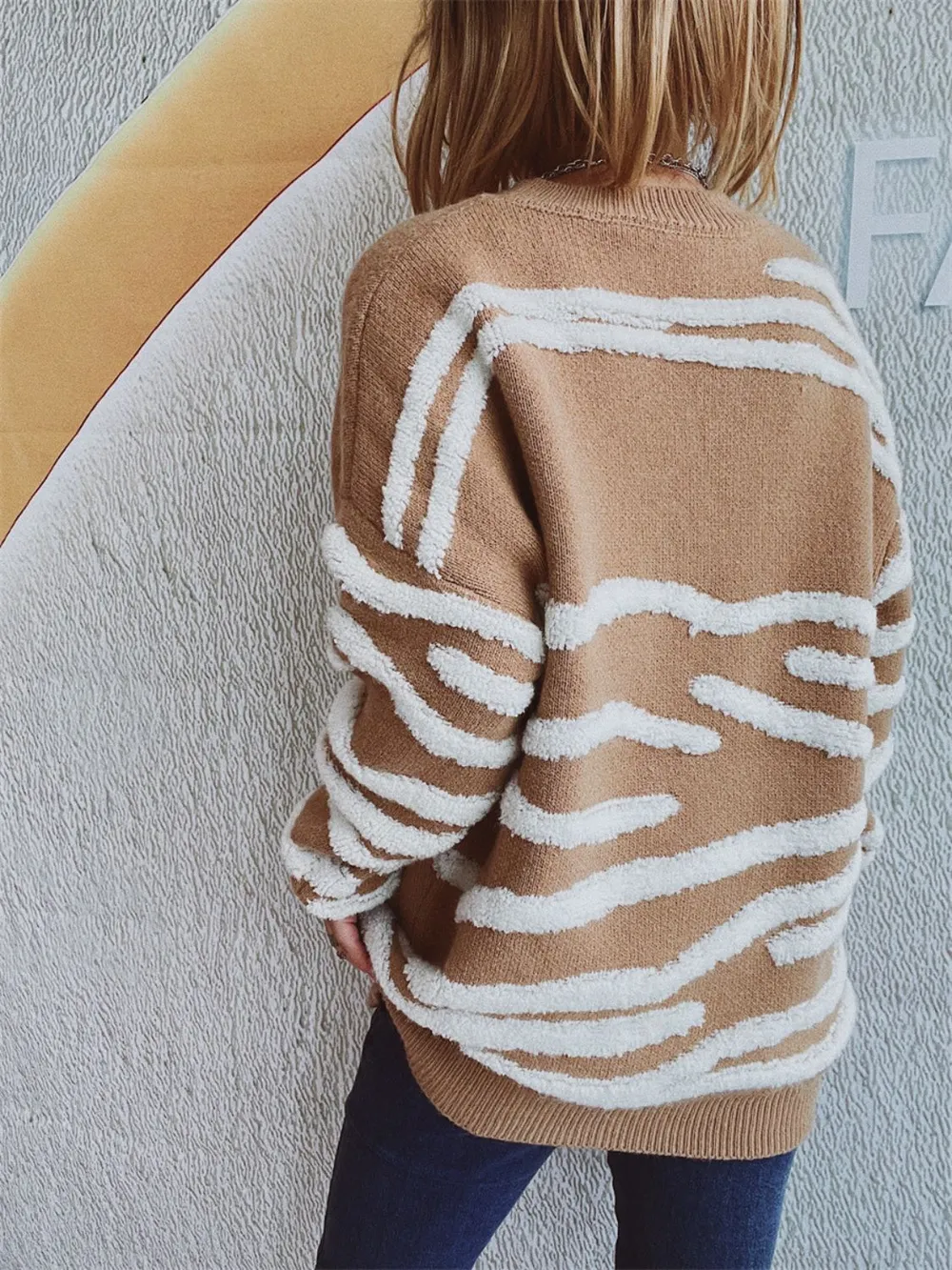 Contrast Round Neck Long Sleeve Sweater, image 3