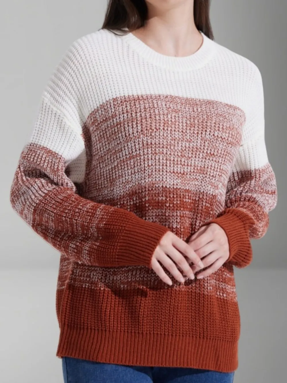 Color Block Round Neck Sweater, image 2