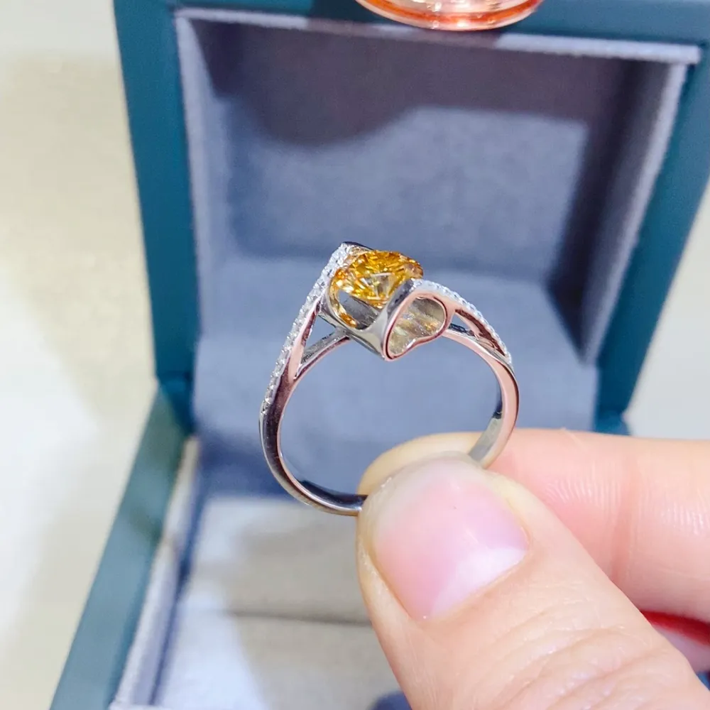 1 Carat Moissanite 925 Sterling Silver Ring, image 7