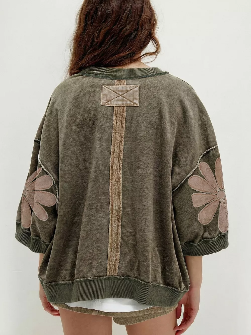 Mineral Wash Raw Seam Patchwork Flower Patched 3/4 Sleeve Loose Top, image 2