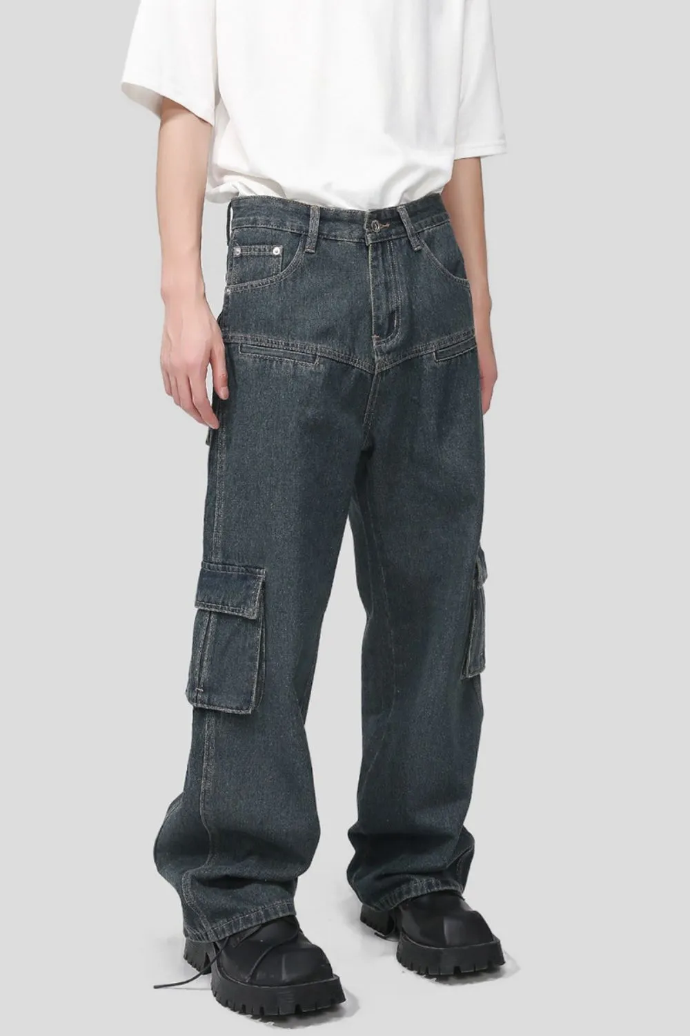 Men's Multi Pocketed Cargo Jeans, image 3