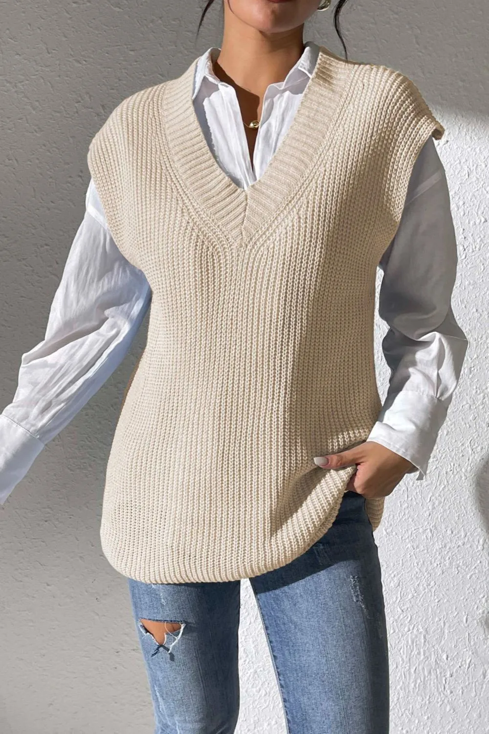 V-Neck Sweater Vest, image 18