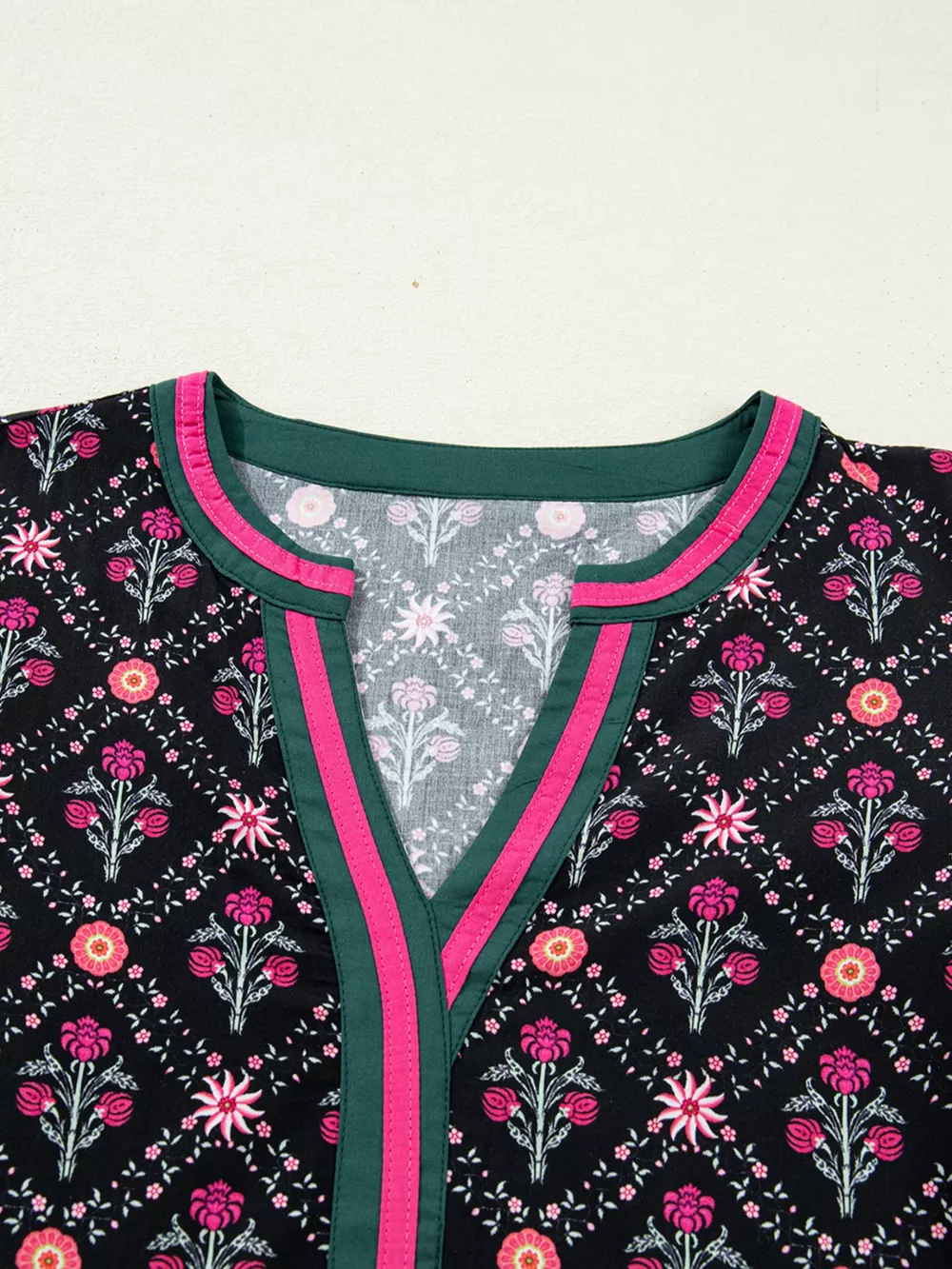 Contrast V Neckline Bracelet Sleeve Vintage Floral Blouse, image 5