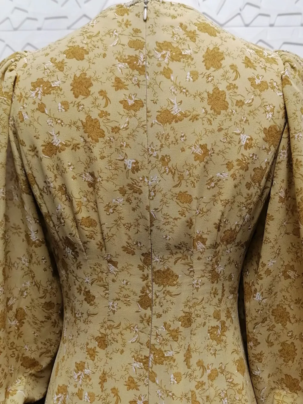 Vintage Floral Print V-Neck Long Sleeve Button-Down Midi Dress, image 10