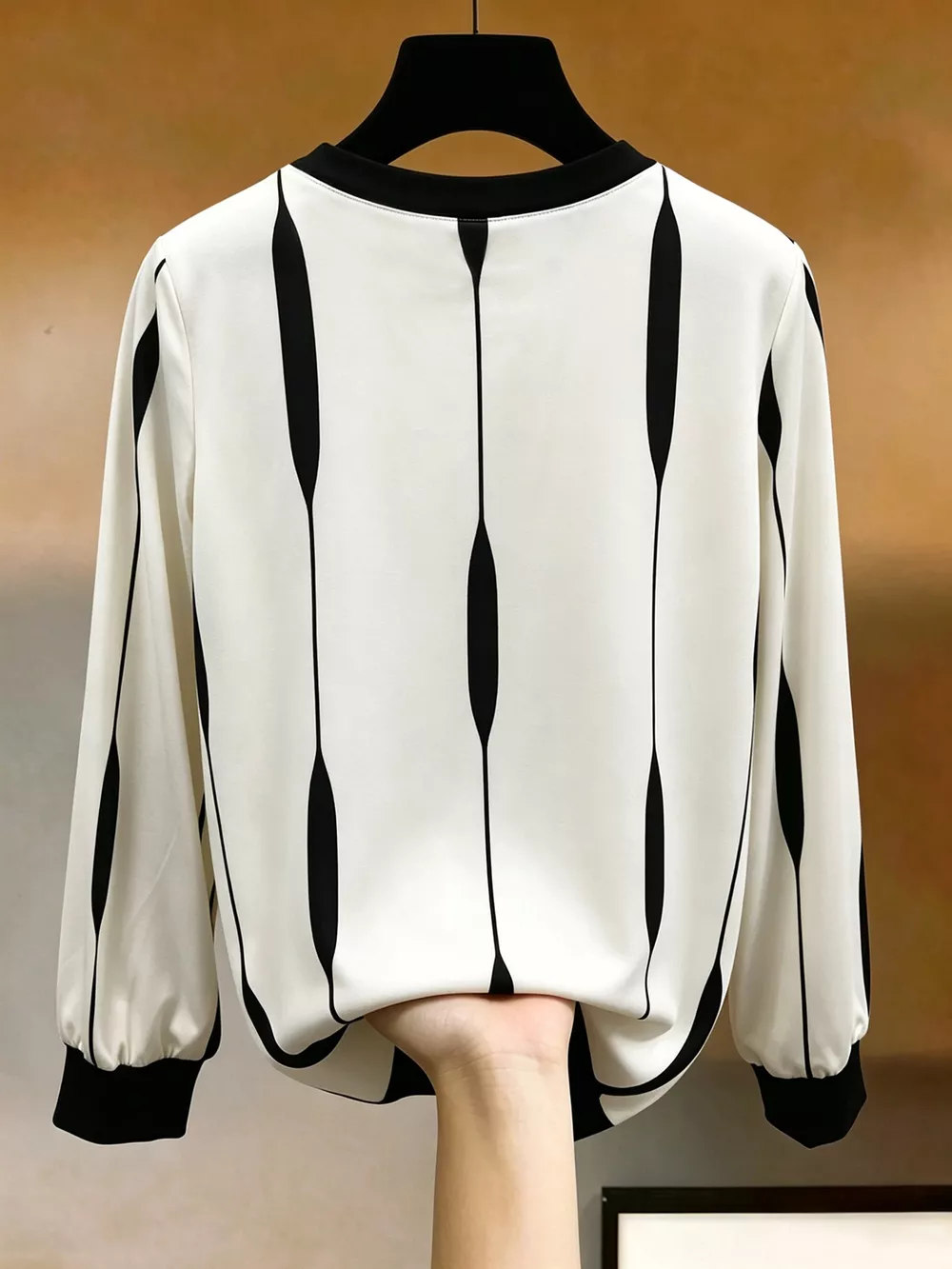 Contrast Vertical Stripe Long Sleeve Blouse, image 2