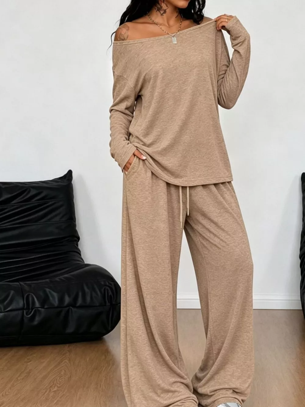 Full Size Comfortable Loose Fit One-Shoulder T-Shirt and Pants Set Plus Size, image 6