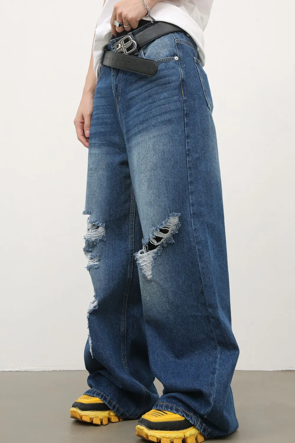 Men's Distressed Wide Leg Jeans, image 4