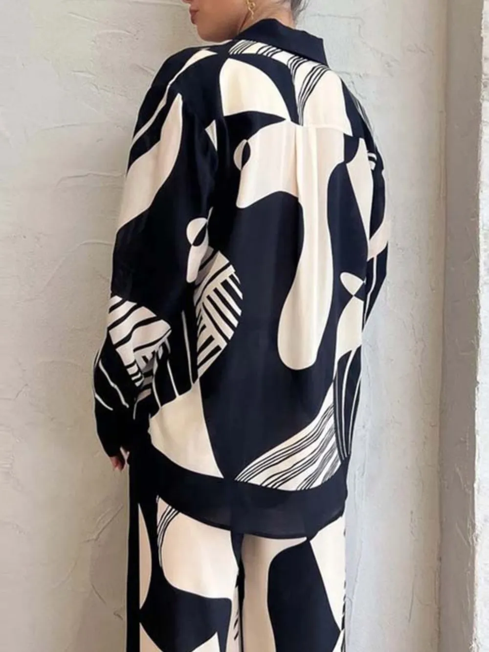 Printed Long Sleeve Shirt and Pants Set, image 3