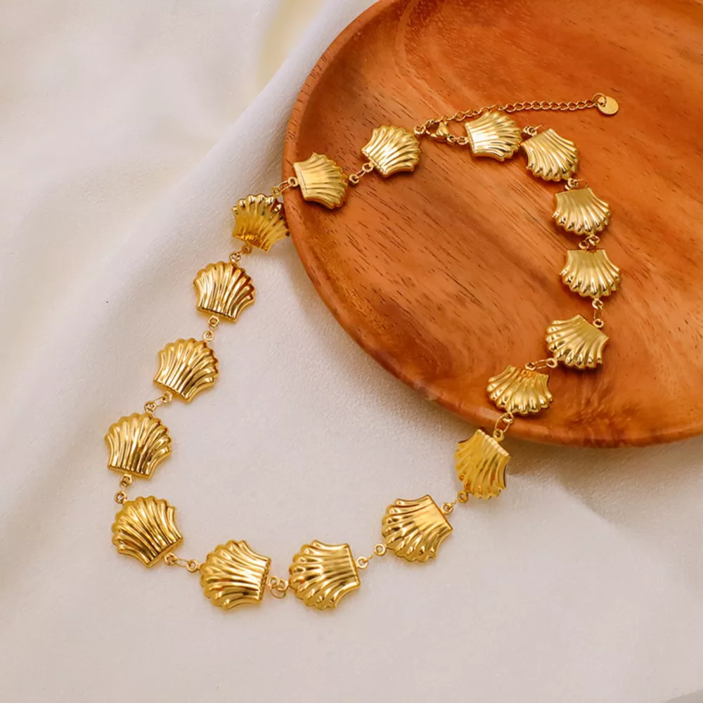 18K Gold-Plated Shell Necklace, image 2