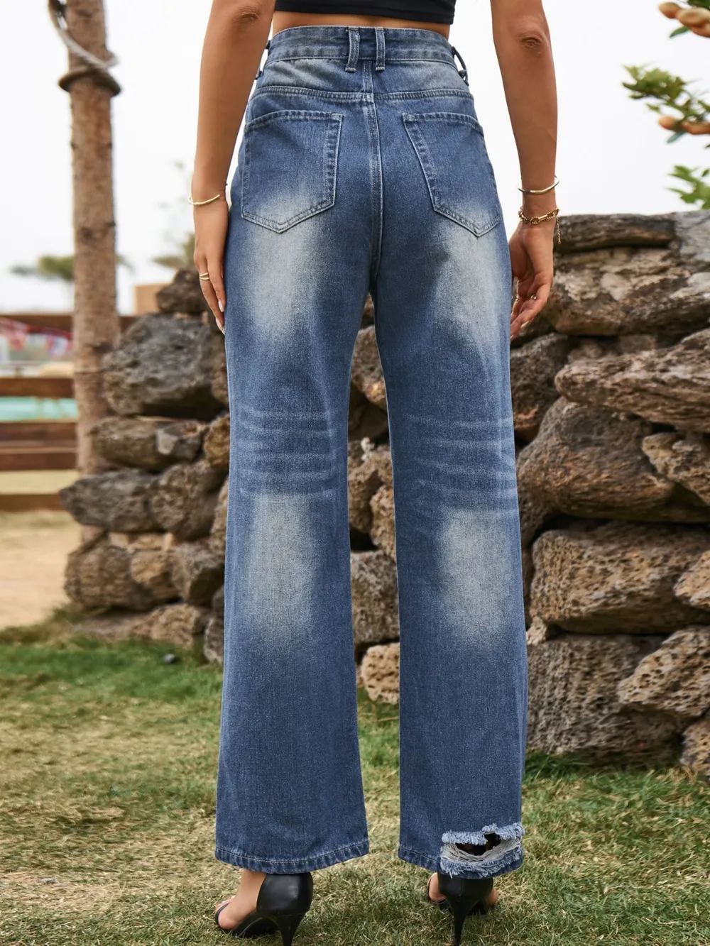 Distressed Jeans with Pockets, image 3