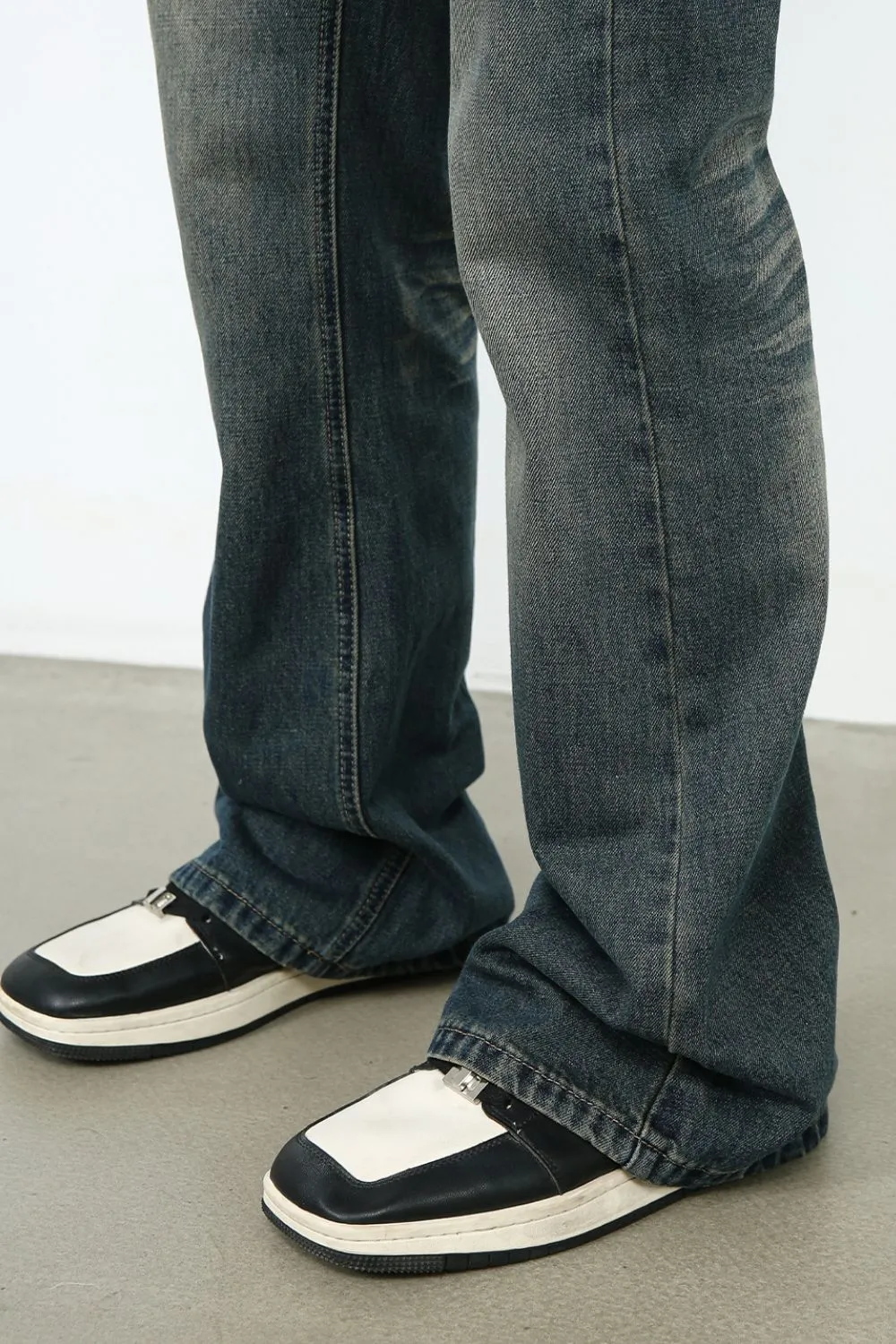 Men's Pocketed Bootcut Jeans, image 4