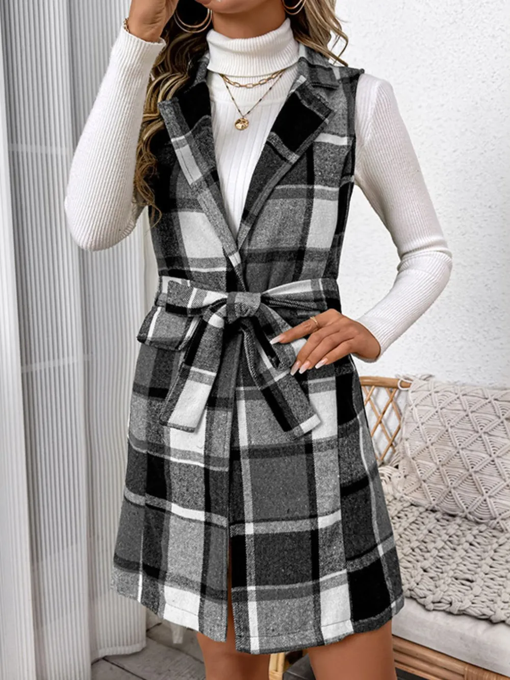 Tied Plaid Vest Coat, image 3