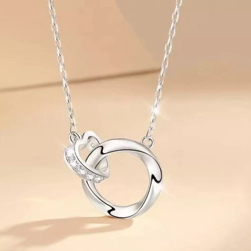 925 Sterling Silver Interlocking Circles Pendant Necklace, image 8