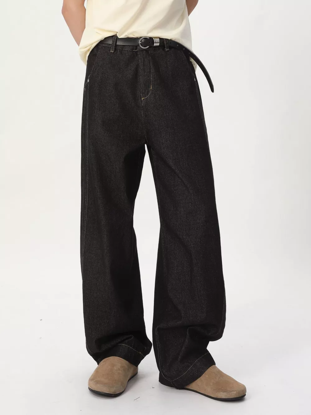 Men's Wide-Leg Jeans