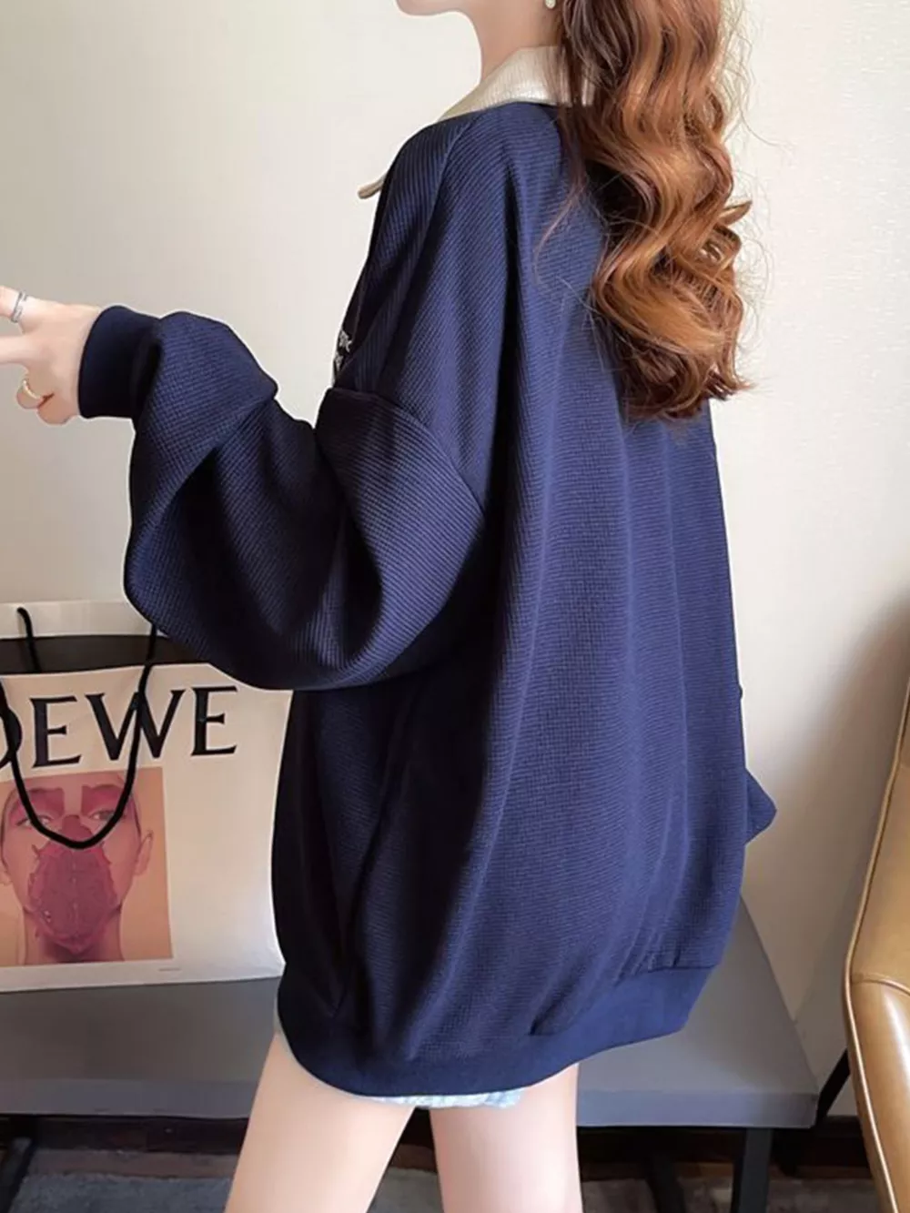 Contrast Collar Dropped Shoulder Sweatshirt, image 5