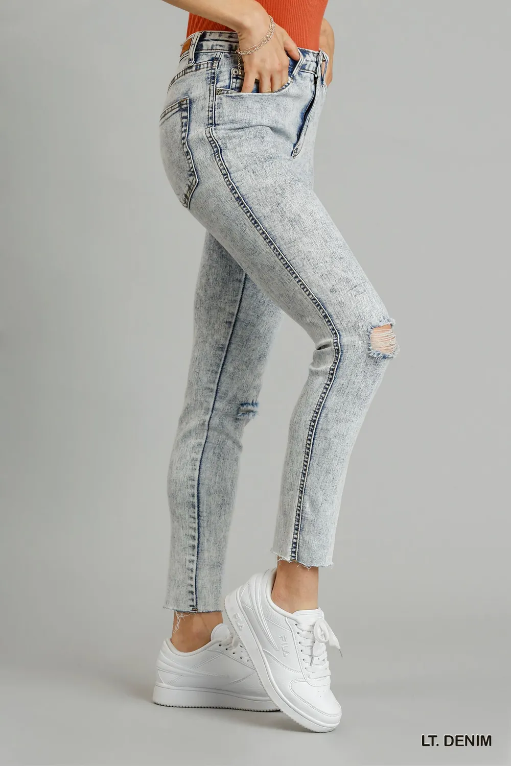 5-Pockets Distressed Detail Stretch Denim Skinny Jeans with Unfinished Hem, image 3