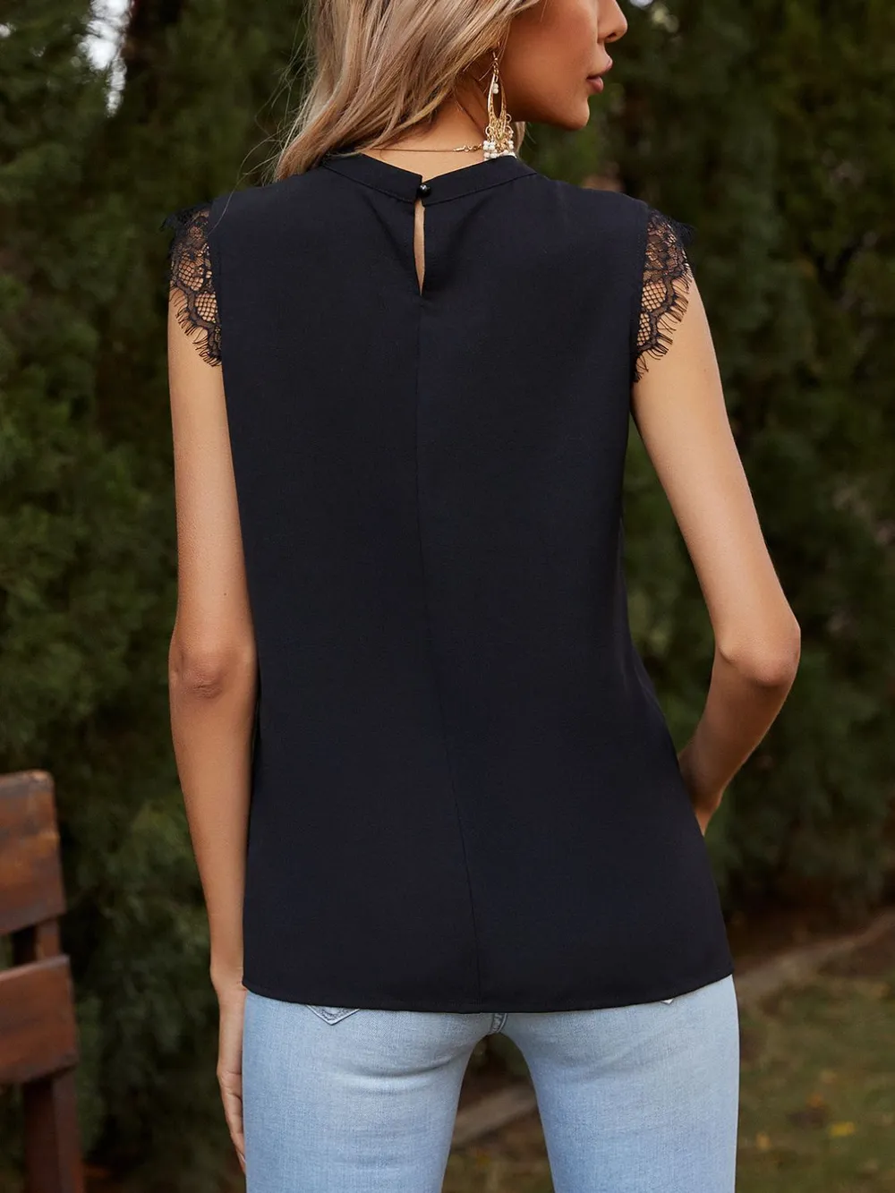 Lace Detail Ruched Round Neck Tank, image 3