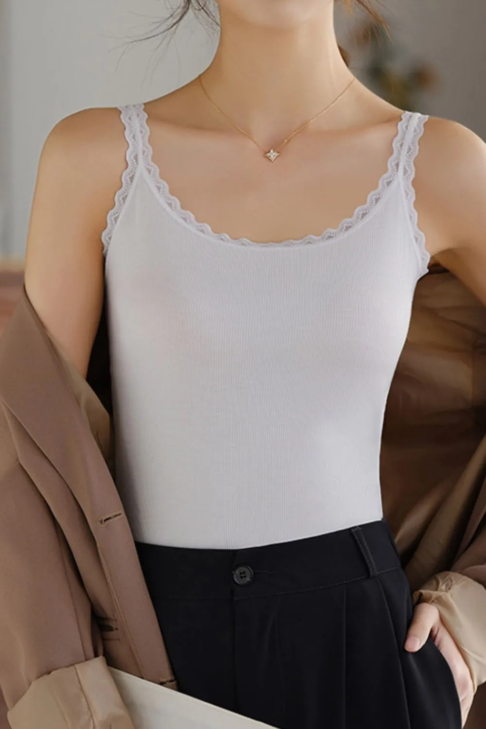 Lace Trim Scoop Neck Cami Top, image 5