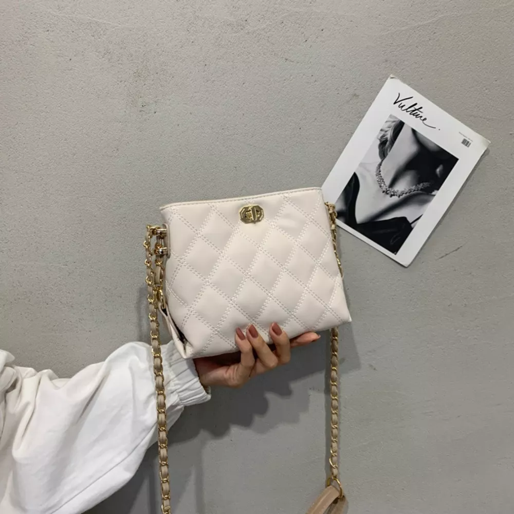Quilted Chain Strap Crossbody Bag, image 2
