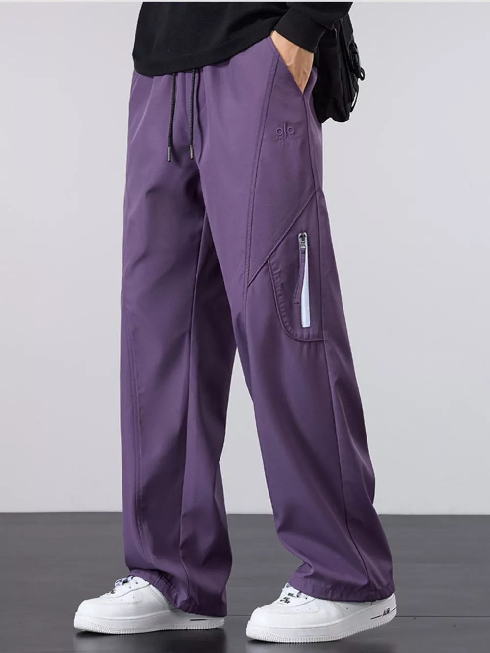 Men's Plus Size Loose Fit Cargo Pants with Zipper Pocket, image 2
