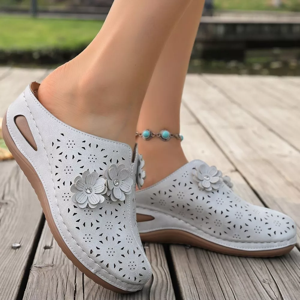 Floral Decor Round Toe Sandals, image 12