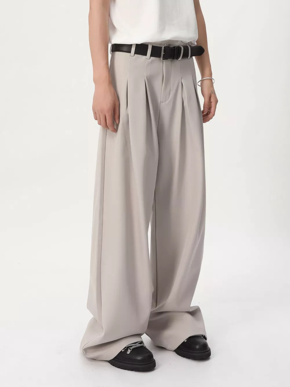 Men's High-Waisted Pleated Wide-Leg Pants, image 6