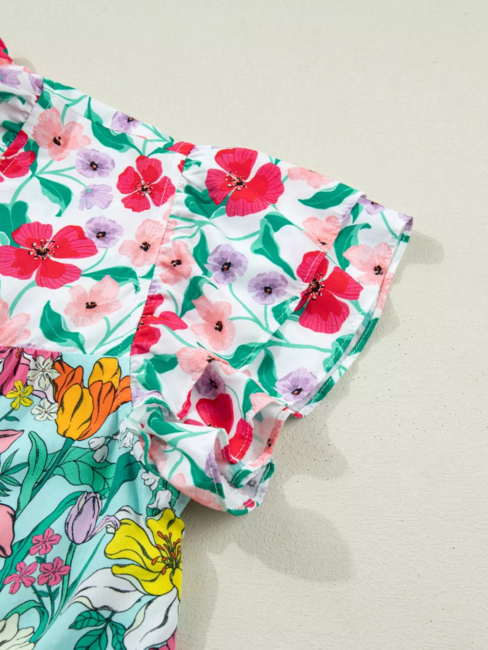 Floral Print Split Neck Button Front Flutter Sleeve Blouse, image 9