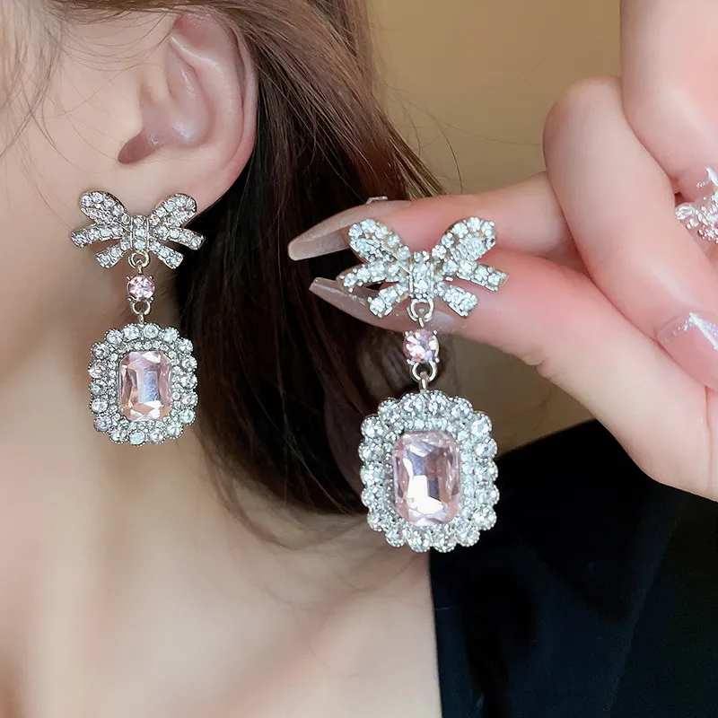 Alloy Crystal Geometric Dangle Earrings, image 4