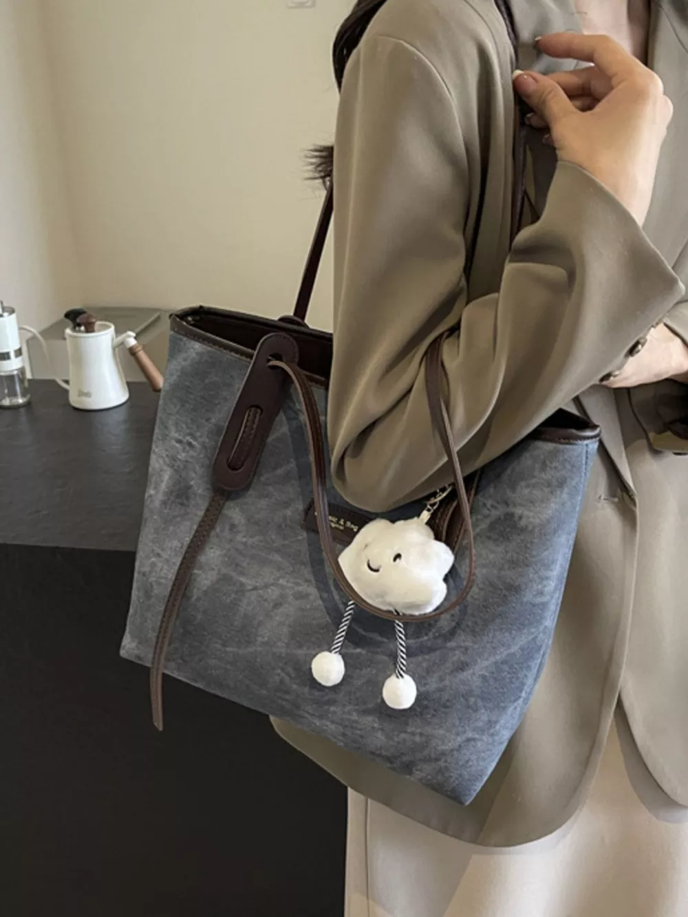 Vintage Style Cloud Charm Shoulder Bag, image 6