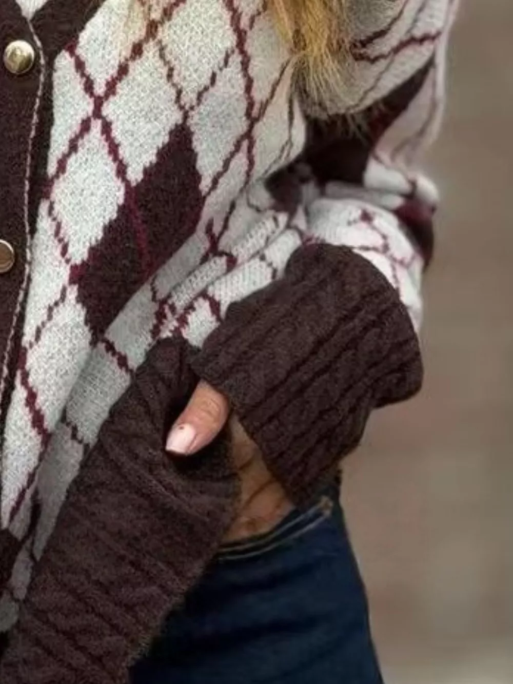 Full Size Argyle Pattern V-Neck Button-Down Knit Cardigan Plus Size, image 3