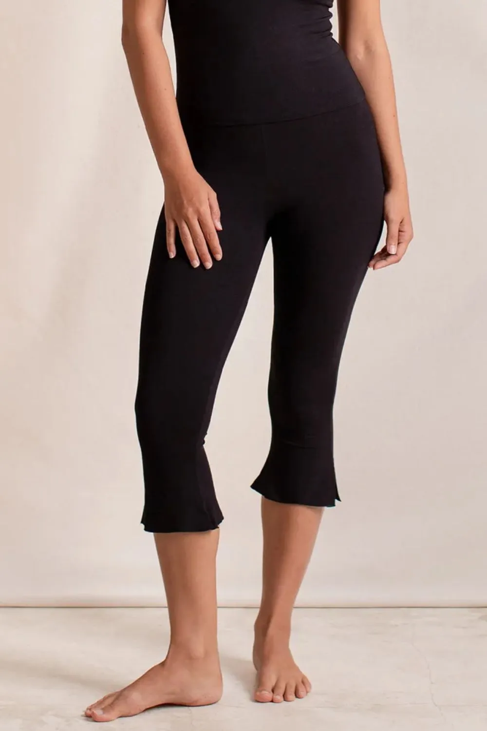 Side Slit Capris Leggings, image 4