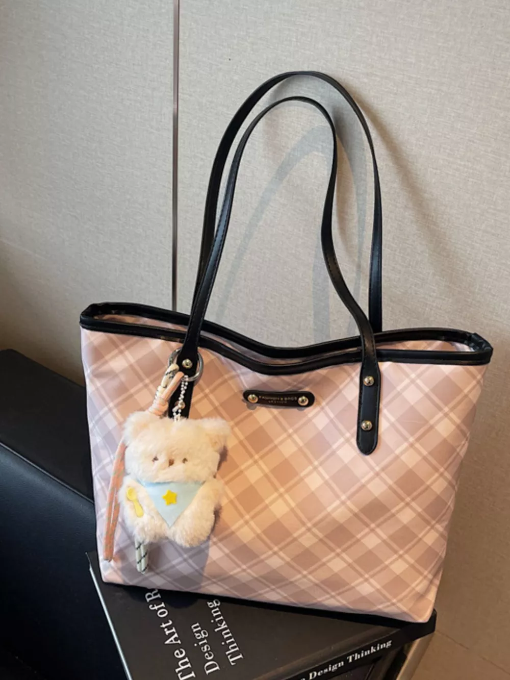 Plaid Pattern Shoulder Bag, image 4