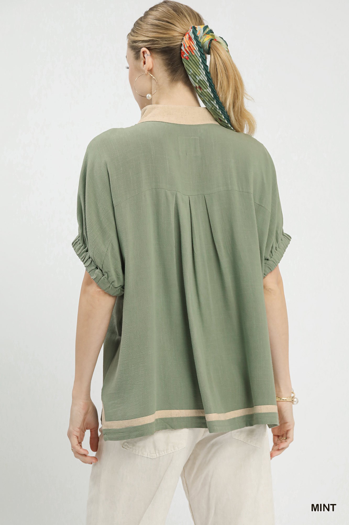 Linen Contrast Trim V-Neck Blouse, image 3