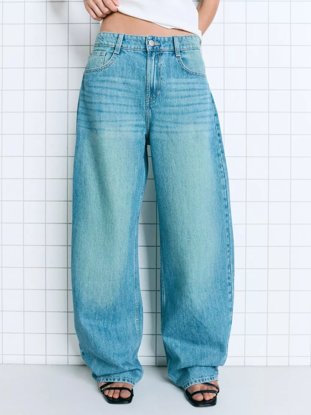 Wide Leg Washed Jeans, image 7