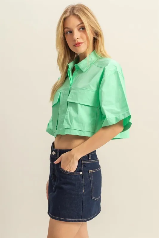 Front Pockets Poplin Collared Neck Crop Shirt, image 3