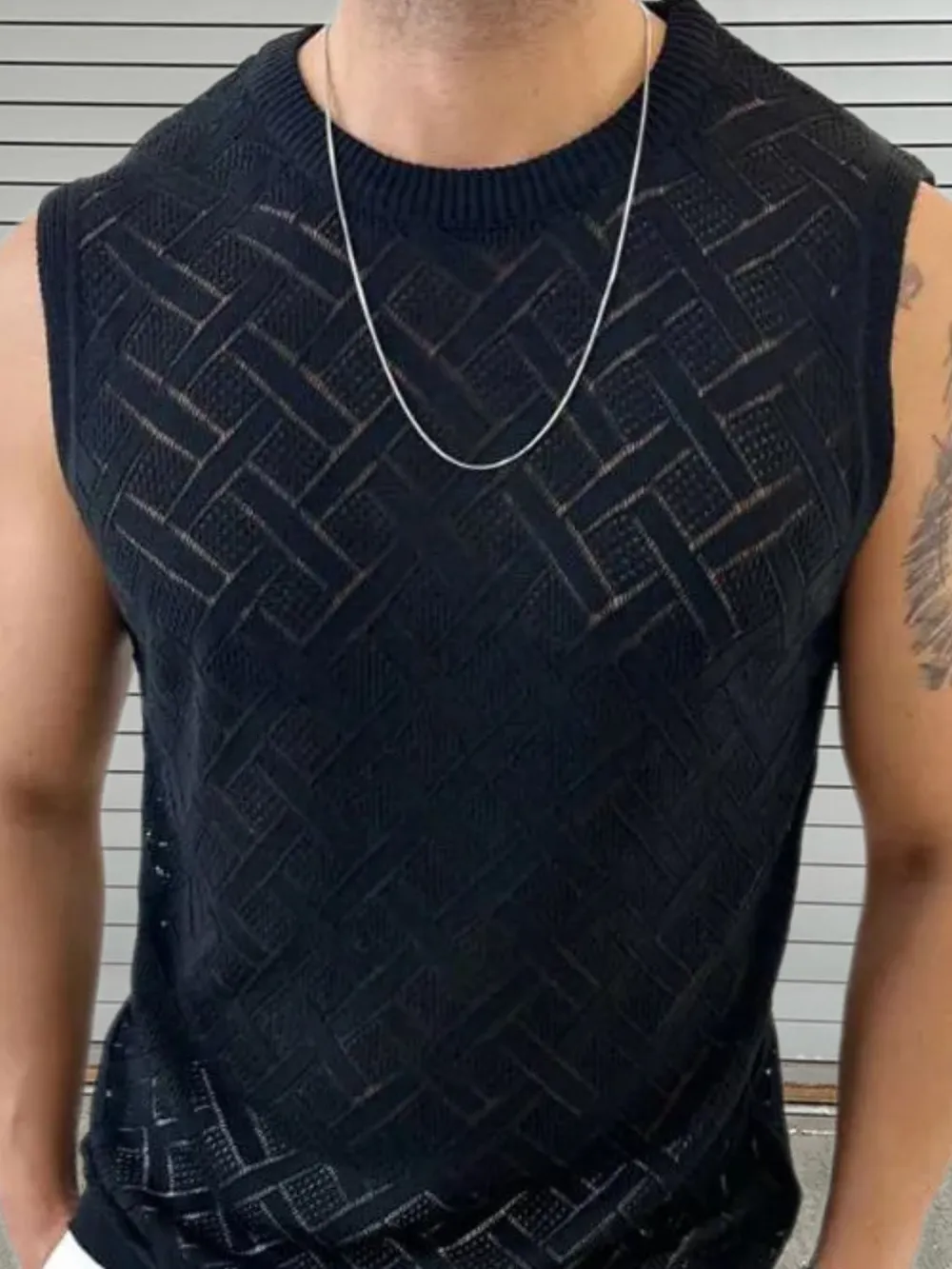 Men's Round Neck Sleeveless Eyelet Knit Top, image 6