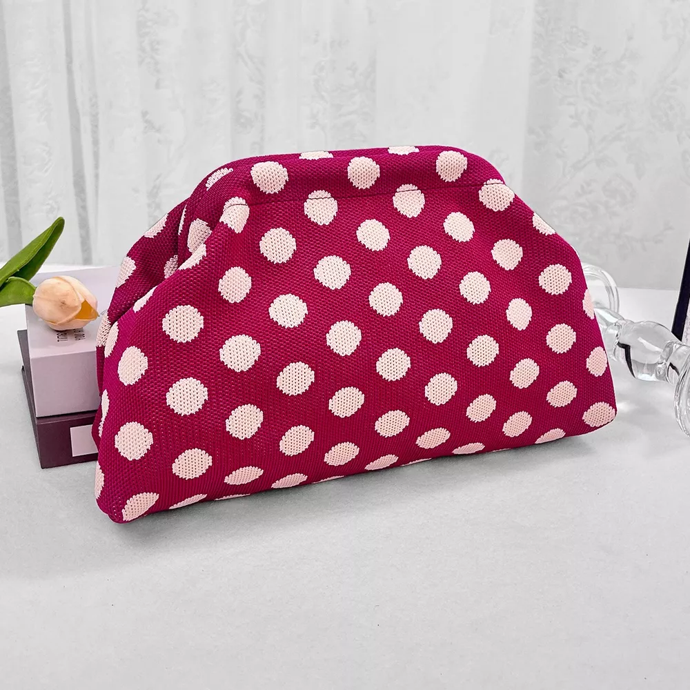 Portable Contrast Knit Clutch, image 13
