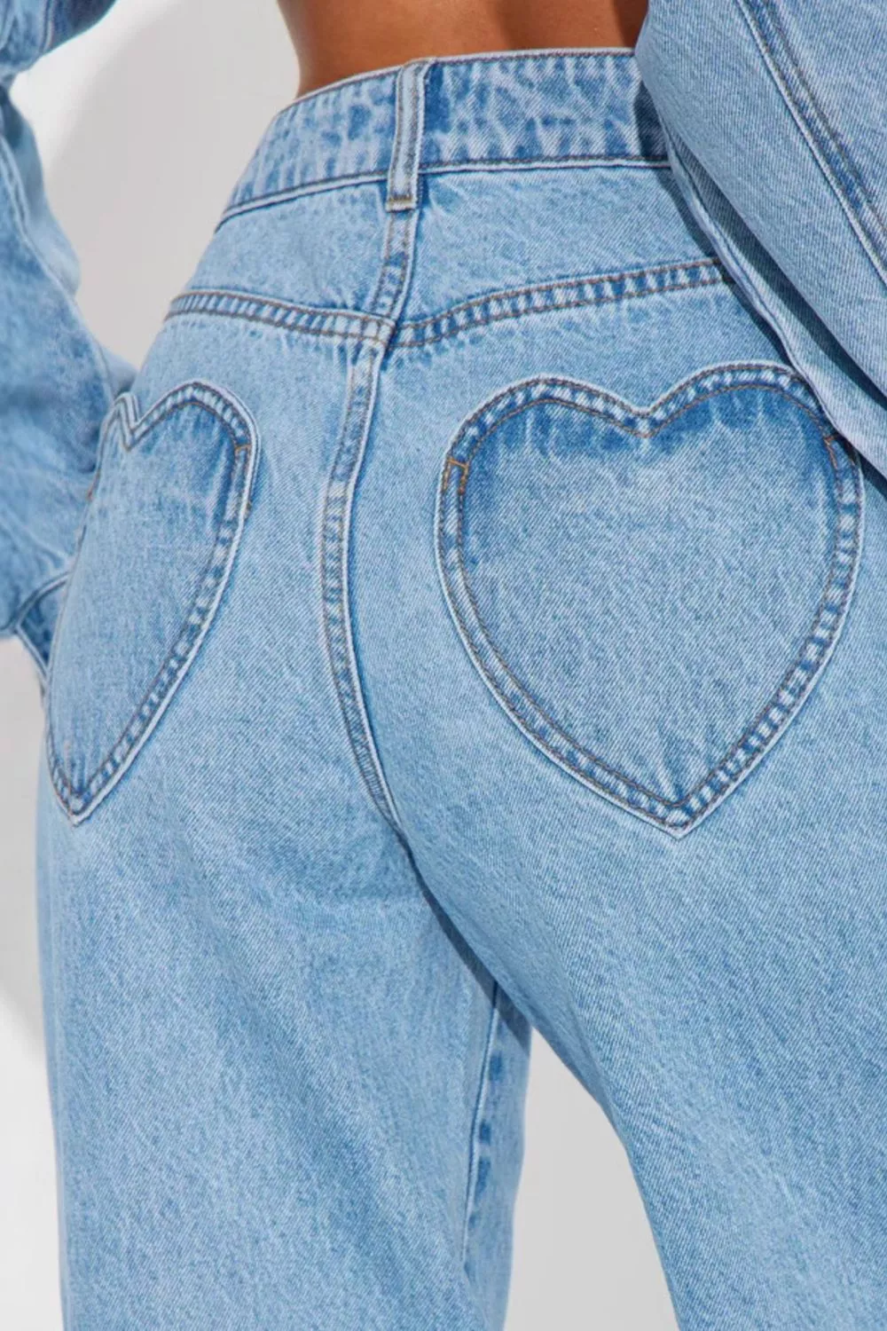 High-Waisted Wide-Leg Jeans, image 3