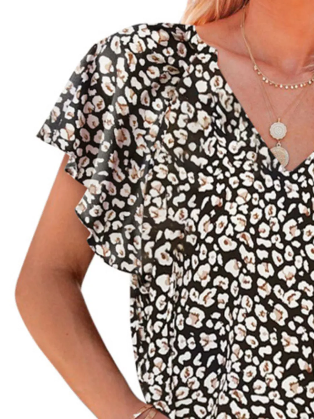 Full Size Floral Print Flutter Sleeve V-Neck Blouse Plus Size, image 4