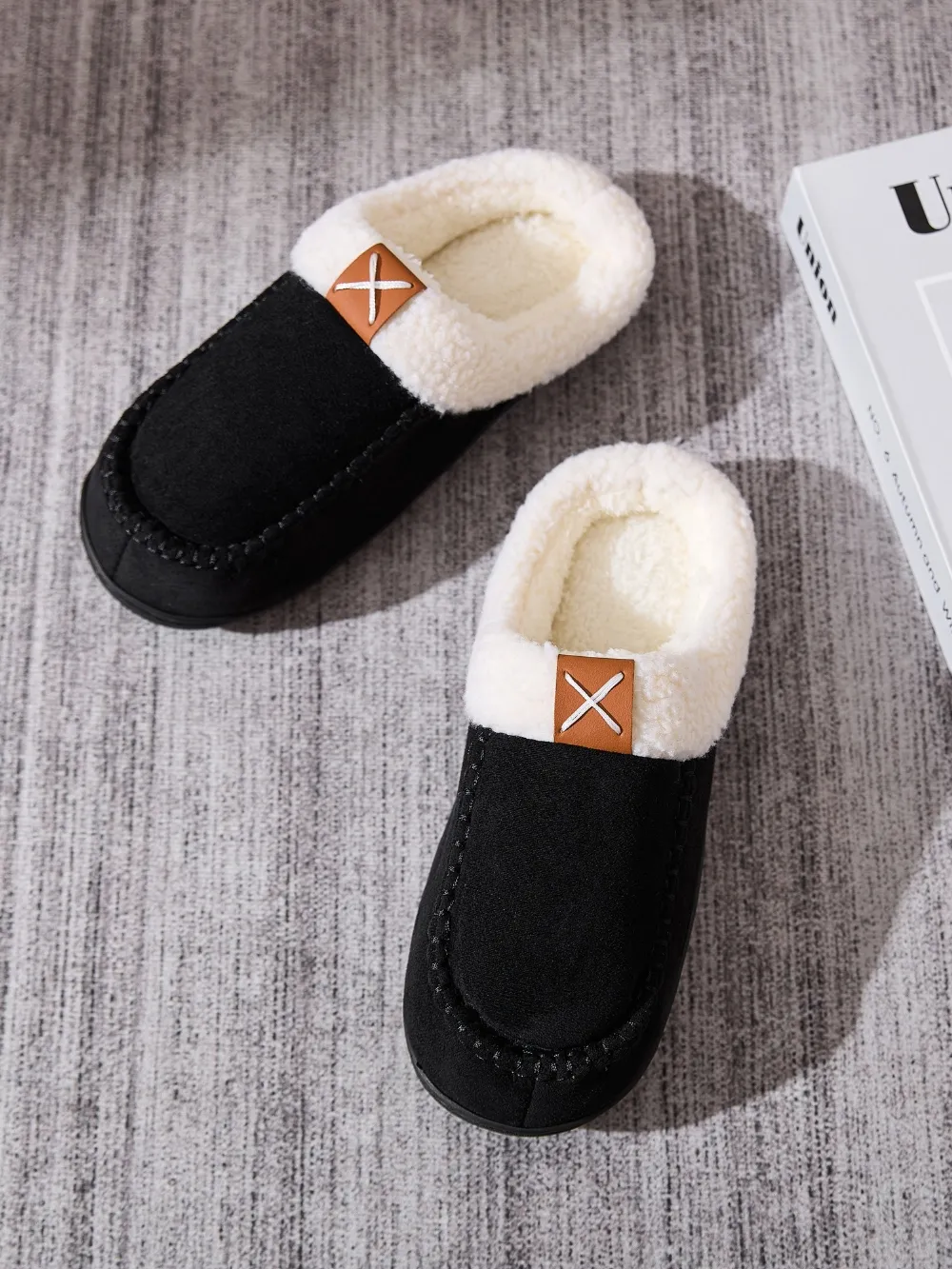 Contrast Round Toe Flat Slippers, image 21