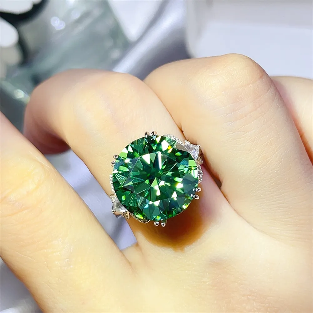 10 Carat Moissanite 925 Sterling Silver Ring, image 2