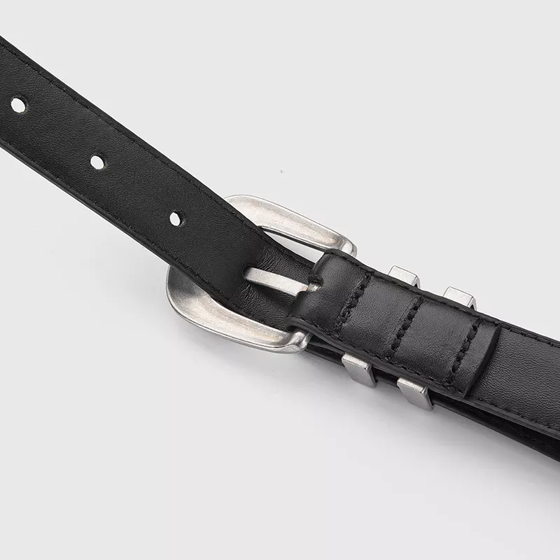 Classic Leather Belt with Buckle, image 3