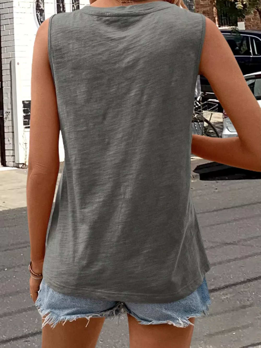 Casual V-Neck Pocket Tank, image 5